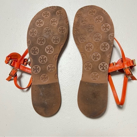 Tory Burch Ali Leather Sandals - Picture 13 of 13
